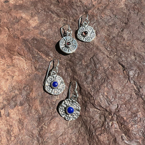 Flower stamped disc with Lapis or Garnet