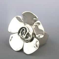 Petal Rose Ring