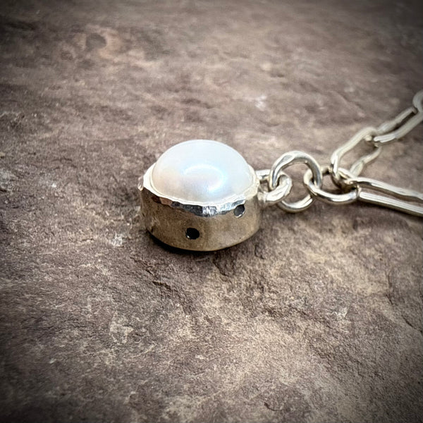Eileen pearl drop necklace