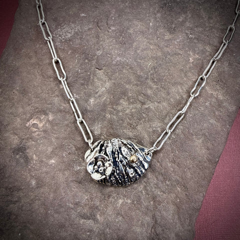 Walnut necklace with gold accent