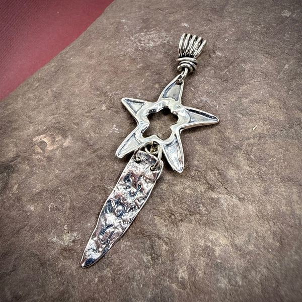 Shooting star pendant