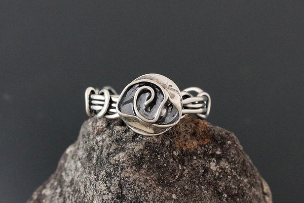 Sterling Silver Light Wrapped Vine Ring with Rose