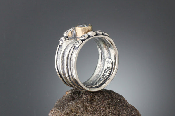 Wide Nordic Ring with CZ in Gold Bezel