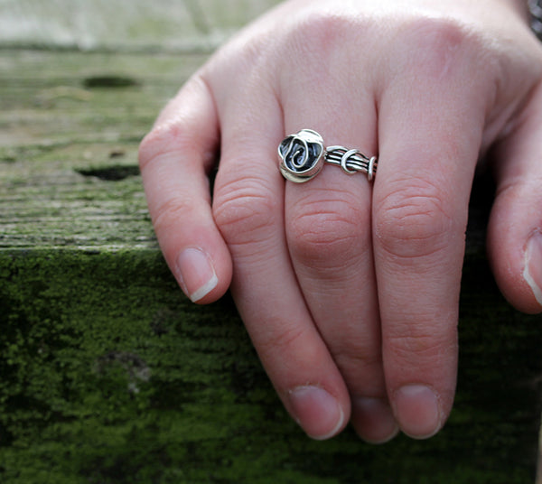 Sterling Silver Light Wrapped Vine Ring with Rose