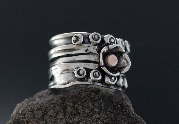 Nordic Ring with Rose Gold Ball in Flower